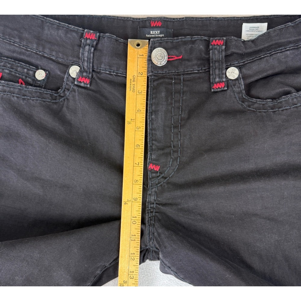 True Religion Ricky Relaxed Straight Jeans Mens 38 Black Red Contrast Stitching - Picture 4 of 11
